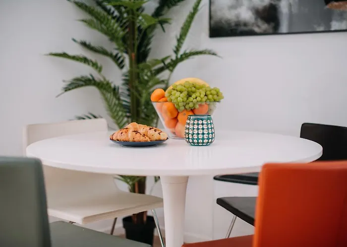 Lägenhet Hanna's With Free Parking